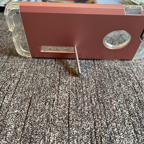 Spigen 8 plus case - Picture 3 of 3